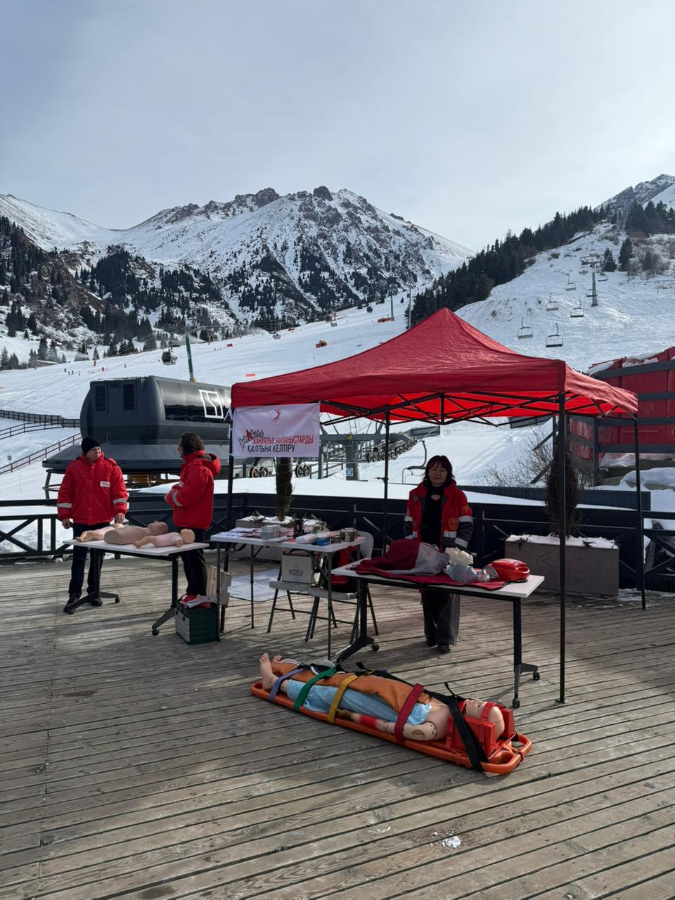 Төтенше жағдайларға дайындық: «Шымбұлақта» жүрек-өкпе реанимациясының негіздерінде тренинг жүргізілді