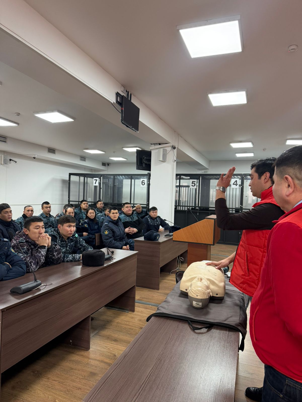 Алматы қаласындағы ҚАЖК-нің № 11, 13 және 72 РММ қызметкерлеріне арналған BLS бойынша тренинг өткізілді