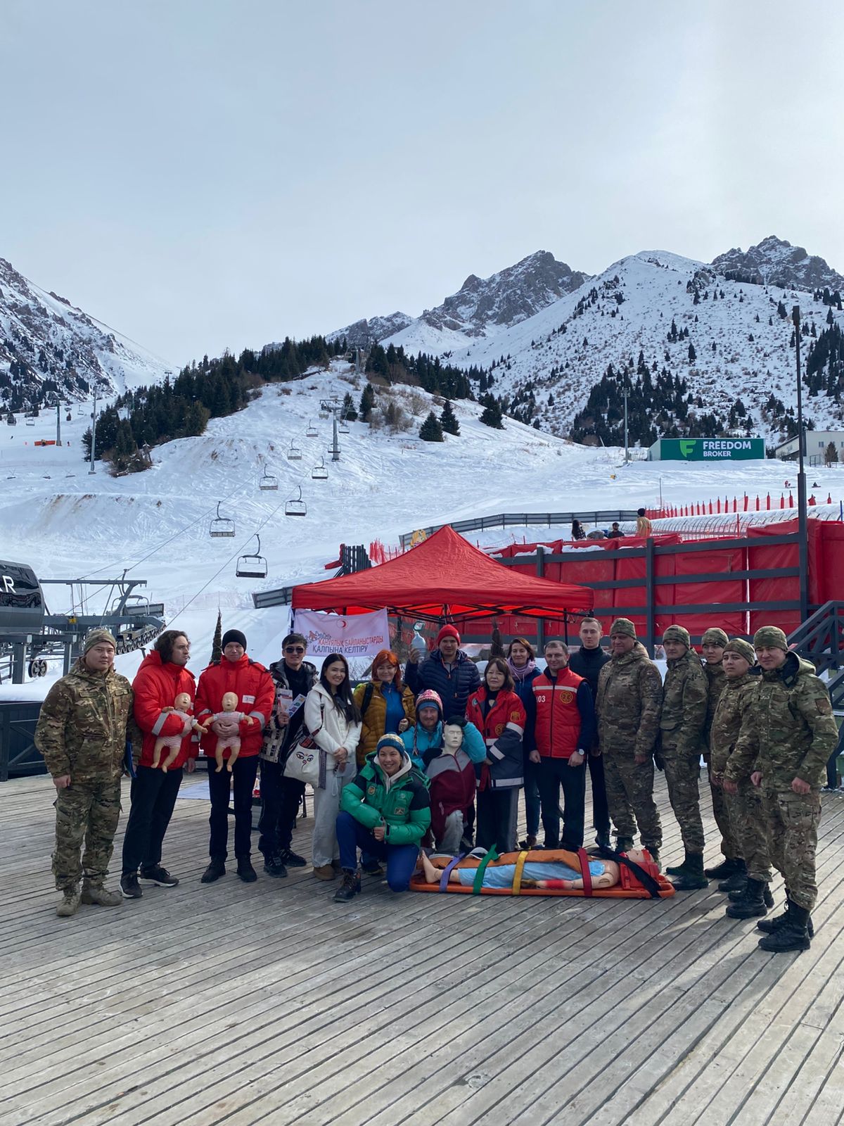 Төтенше жағдайларға дайындық: «Шымбұлақта» жүрек-өкпе реанимациясының негіздерінде тренинг жүргізілді